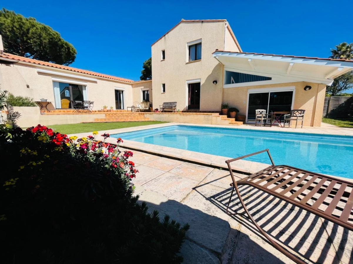 Annexe Des Pins - Studio Gite Avec Piscine & Climatisation Villeneuve-lès-Béziers Exterior foto